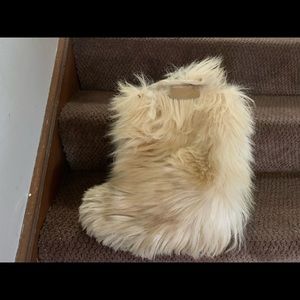 Furry boots need some TLC in the inside